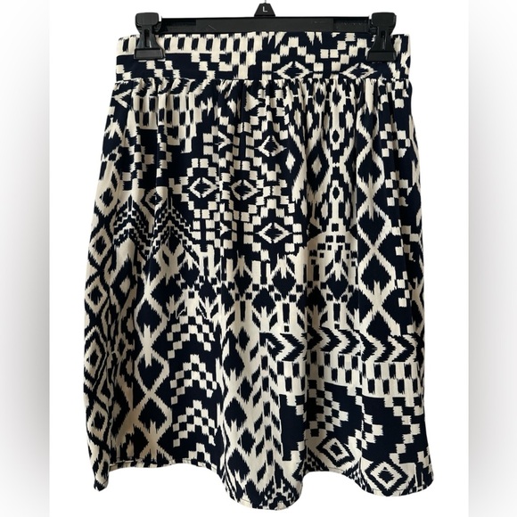 Maude Dresses & Skirts - MAUDE Anthropology Navy and Cream Midi Skirt size S